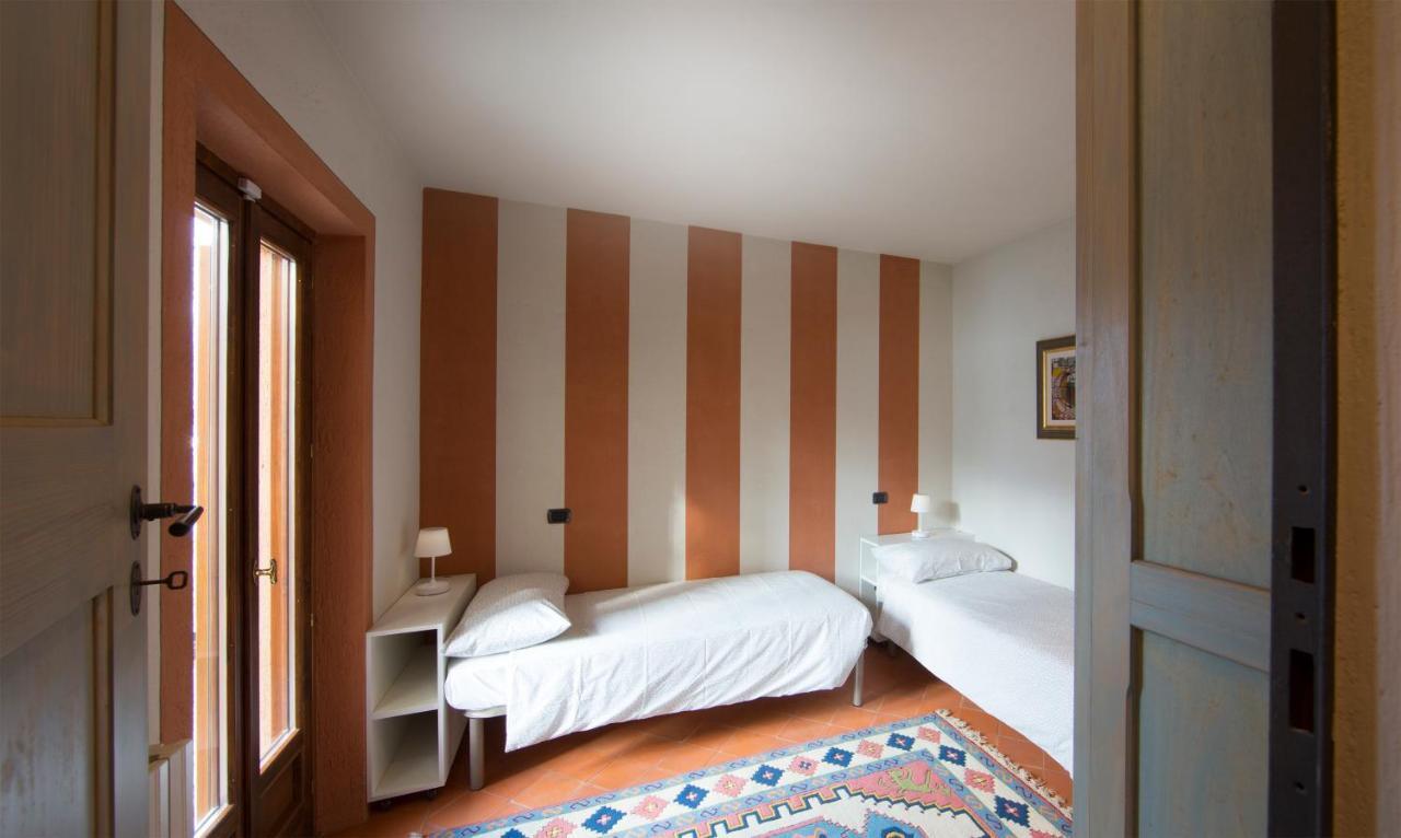 Violina Casa Vacanze Петтенаско Экстерьер фото